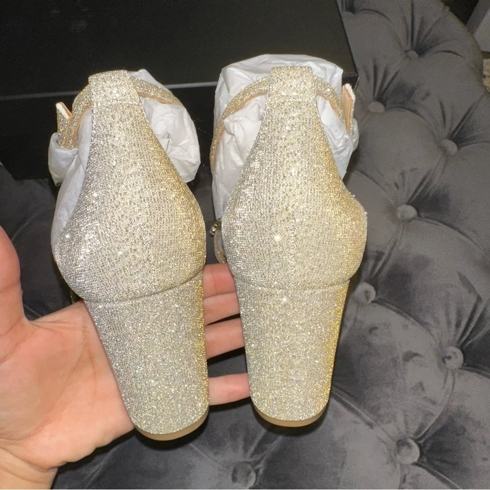 New Badgley Mischka Tempest Embellished Sandal - Platino